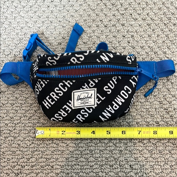 Herschel Supply Company Black and Blue Waist Bag - Picture 4 of 5
